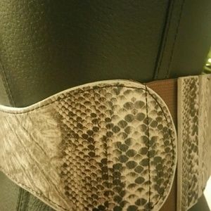 Accessories - "PYTHON LOVE" ELASTIC BELT Accessories - "PYTHON LOVE" ELASTIC BELT